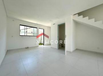 Casa · 70m² · 2 Quartos · 1 Vaga · Sobrado em Rua 406g - Morretes - Itapema/SC