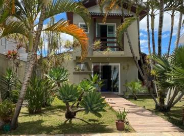 Casa · 185m² · 2 Quartos · 2 Vagas · Casa com Edícula e Sauna em Jacareí