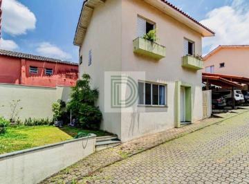 Casa de 3 quartos, São Paulo · Casa em Condominio Isolada ambos os lados