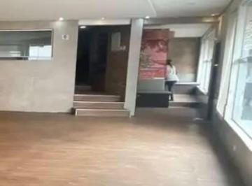 Comercial · 140m² · Loja na Rua Dom Henrique Mourão, N. 341 • 140 m²