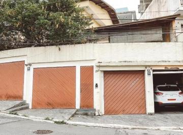 Comercial · 150m² · 5 Quartos · 4 Vagas · Casa comercial na Rua Professora Romilde Nogueira de Sá, N. 284 • 150 m²