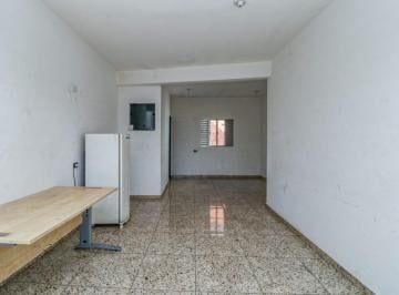 Comercial · 18m² · Sala comercial na Estrada Iguatemi, N. 2520 • 18 m²
