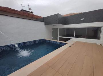 Casa · 198m² · 4 Quartos · 2 Vagas · Casa à Venda no Embaré, Santos – Financiamento e Permuta Aceitos