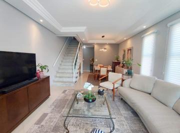 Casa · 220m² · 4 Quartos · 2 Vagas · Casa Sobreposta alta no Boqueirão – Qualidade de Vida, Espaço e Localização Premium