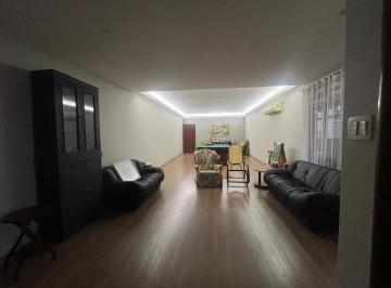 Apartamento · 374m² · 1 Quarto · 3 Vagas · Cobertura com 3 dormitórios, sendo 2 suítes + 1 dependência, na Ponta da Praia Santos 