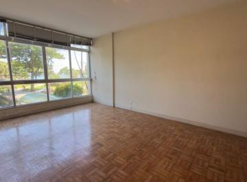 Apartamento · 110m² · 2 Quartos · 1 Vaga · Apartamento Frente Mar no Embaré, 2 dormitrios