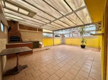 Casa · 225m² · 4 Quartos · 3 Vagas · Casa com 3 Quartos à venda, 225m² - Ponta da Praia