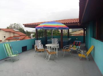 Casa de 5 quartos, Peruíbe · Casa com piscina e 5 quartos em Peruíbe - R$ 1.050.000,00.
