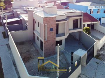 Foto 01 · Sobrado à venda em Araucária-PR, bairro Estação: 3 quartos, 1 suíte, 1 sala, 1 banheiro, 2 vagas de