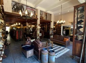 Comercial , Salvador · Loja Comercial com 180 m² para alugar na Av. Juracy Magalhaes Jr. , Rio Vermelho - Salvador