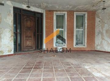Casa · 262m² · 3 Quartos · Casa Térrea de Esquina à Venda no Instituto de Previdência