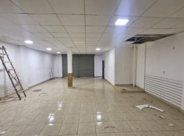 Comercial , Samambaia · Alugo loja de 370m² na QN 414 em Samambaia Norte