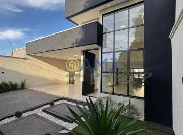 Casa · 166m² · 3 Quartos · 2 Vagas · Casa à Venda na Vila João Vaz - Goiânia