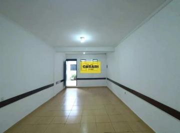 Comercial · 180m² · 2 Quartos · Imóvel Comercial com Salas Amplas e 3 Vagas – Próximo aos Hospitais de Santo André