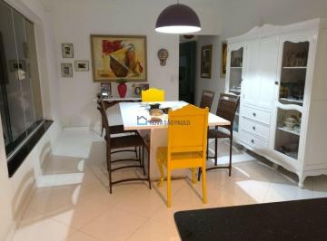 Casa · 528m² · 4 Quartos · 2 Vagas · Sobrado à venda na Vila Guarani.
