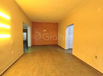 01 · Sala Comercial de 170m² no Centro