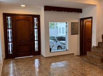 DSC_20260620_002628_000.jpeg · Excelente sobrado para locação em Jardim Franca com 3 quartos, sendo 3 suítes, 250m² - remaxmamede#D