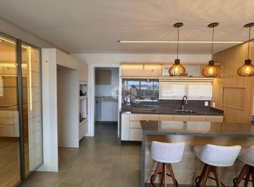 Apartamento · 170m² · 3 Quartos · 2 Vagas · Cobertura com 03 quartos, 01 suíte no Bairro São Cristóvão em Lajeado