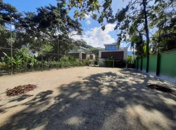 Casa de 5 quartos, São Sebastião · CASA PRATICAMENTE PÉ NA AREIA - CAMBURI 5 QUARTOS 176M2