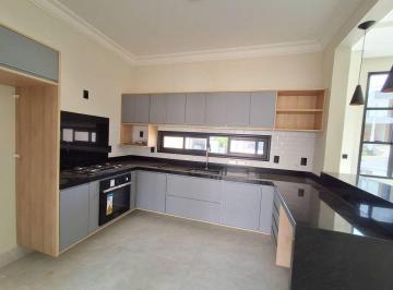 Casa de 3 quartos, Poá · Casa com 3 quartos e 300 m² à venda em Jardim Medina