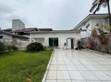 Casa · 322m² · 3 Quartos · 2 Vagas · Casa á venda no Jardim Acapulco no Guarujá | QVista Inteligência Imobiliária ...
