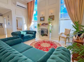 Casa · 270m² · 3 Quartos · 2 Vagas · Aluga-se casa térrea com 3 suítes no Jardim Botânico Residencial Máxximo Garden