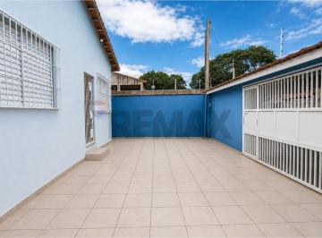 Casa · 73m² · 2 Quartos · 3 Vagas · Casa no Jardim Somar: Charmosa e Bem Localizada!