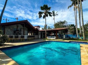 Casa · 275m² · 5 Quartos · 4 Vagas · Casa A VENDA a 300m da Praia da Enseada no Guarujá