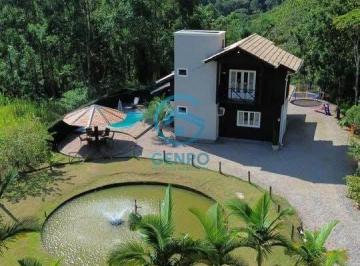 Rural · 5700m² · 3 Quartos · Chácara em Meio a Natureza com Piscina, Lagoa e Terreno de 5.700m² à venda em Canelinha/SC