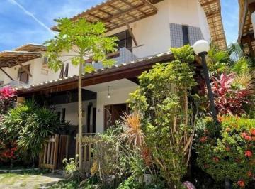 Casa · 135m² · 4 Quartos · 1 Vaga · Casa duplex, 4/4, nascente em avenida principal.