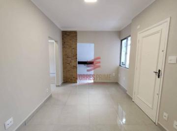 7f7cc561f67339705e62424a8239f43f0f2e214b · Apartamento Totalmente Reformado com 2 dormitórios à venda a meia quadra da praia, 65 m² por R$ 439.