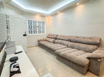 496531d70e53a46a244218d12c842b53c595928a · Sobrado com 3 dormitórios à venda, Próx. ao Bosque Maia com 193 m² por R$ 790.000