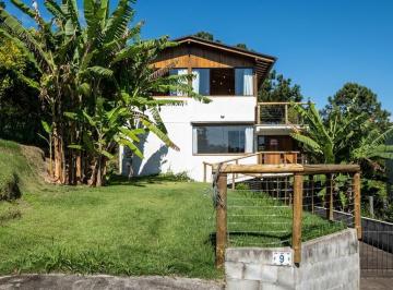 Casa · 220m² · 4 Quartos · 4 Vagas · Imperdível! Casa de 4 quartos à venda em Santo Antônio de Lisboa, Florianópolis - 200m², suíte, 3 ba