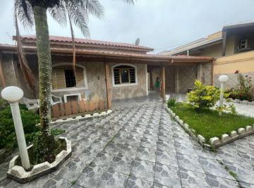Casa de 3 quartos, Caraguatatuba · Casa térrea à venda no Golfinhos em Caraguatatuba SP