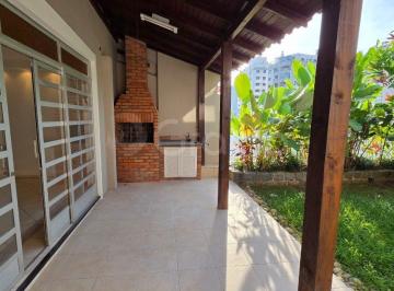 Casa · 320m² · 4 Quartos · 4 Vagas · Casa com 4 quartos no bairro Agronômica, Florianópolis
