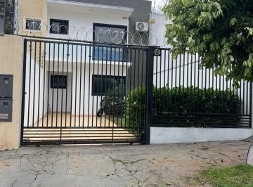 Casa de 3 quartos, Londrina · Sobrado Germinado