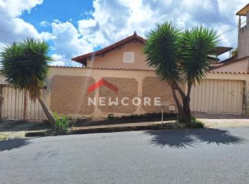 Casa · 310m² · 4 Quartos · 11 Vagas · Casa em Rua São Geraldo - Parque Turistas - Contagem/MG