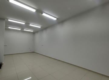 Comercial · 130m² · Loja na Avenida São Luís, N. 192 - Loja 17 • 130 m²