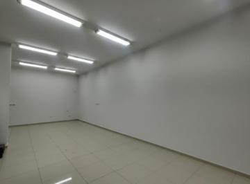 Comercial · 130m² · Loja na Avenida São Luís, N. 192 - Loja 17 • 130 m²