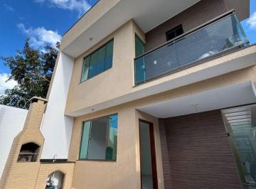 Casa de 2 quartos, Rio das Ostras · ALUGO MARAVILHOSA CASA COM 2 SUÍTES E CHURRASQUEIRA NO CHÁCARA MARILEIA EM RIO DAS OSTRAS