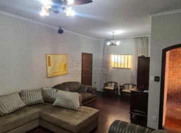 Casa de 4 quartos, Bauru · Casa padrão em centro residencial na cidade de Bauru