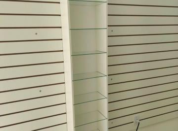 Comercial , Macaé · VENDO EXCELENTE LOJA COM 46 METROS QUADRADOS NO LAGOMAR EM MACAÉ