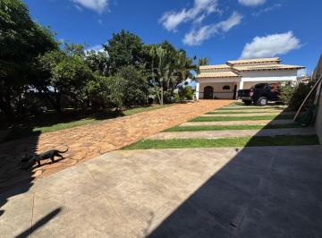 Casa de 4 quartos, Águas Claras · Casa Ampla em Arniqueiras – 4 Quartos, Piscina e Área de Lazer Completa Lote 1400 metros