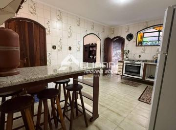 Casa · 198m² · 3 Quartos · 3 Vagas · Sobrado 198 m² com 3 quartos e 3 vagas - B. Silveira