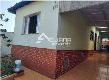 Casa · 131m² · 3 Quartos · 3 casas mesmo terreno de 293 m² - Bairro  Nova gerty