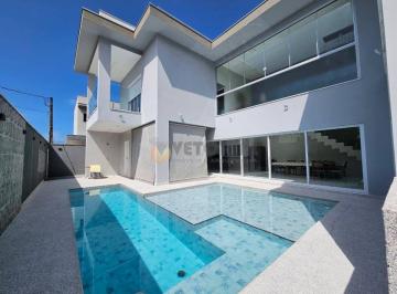 Casa de 4 quartos, Caraguatatuba · Sobrado alto padrão à venda no Massaguaçu em Caraguatatuba SP