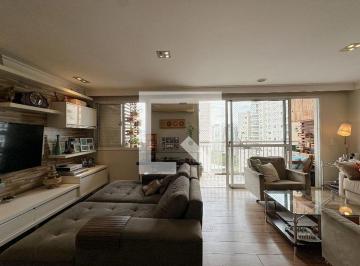 Este espaçoso apartamento de 103 metros quadrados está localizado em São Paulo e · Apartamento à Venda - Água Branca, 2 Quartos, 103 m2
