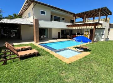 Casa de 6 quartos, Camaçari · Casa a venda 6/4 sendo 5 suítes PORTEIRA FECHADA no Cond Paraiso em Guarajuba
