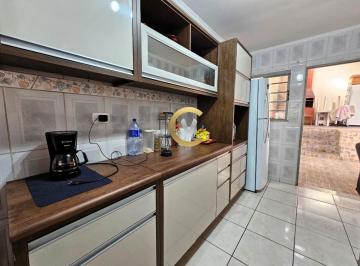 Casa de 3 quartos, Valinhos · Casa à venda em Valinhos, Jardim Itapuã, 3 quartos