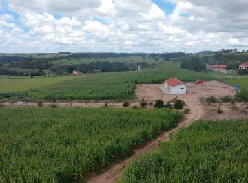 Rural de 2 quartos, Bofete · Ch.20.000M² 2 dorm excelente topografia